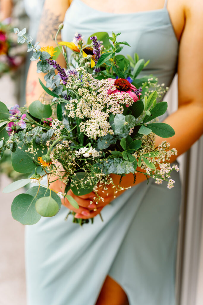 bridemaids wildflower bouquet 